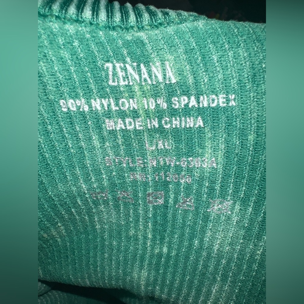 Zenana mineral washed ribbed reversible tank tops size L/XL
(All 4) - Picture 7 of 13
